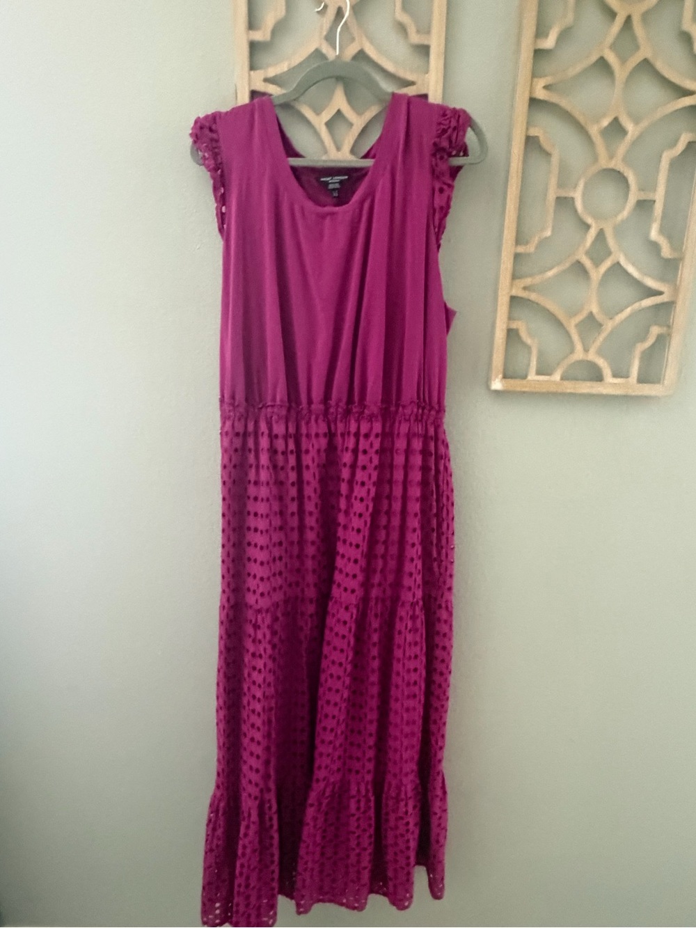 Maggy London Fuchsia Sleeveless Dress